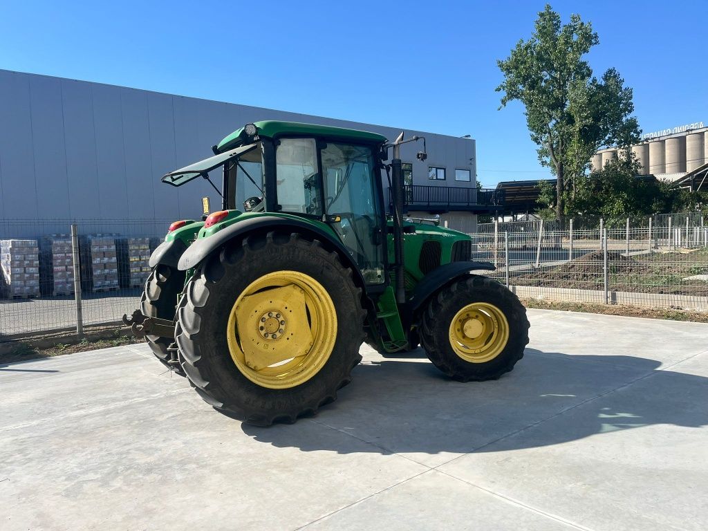 tractor  John deere 6420, 120 Cp , 2005