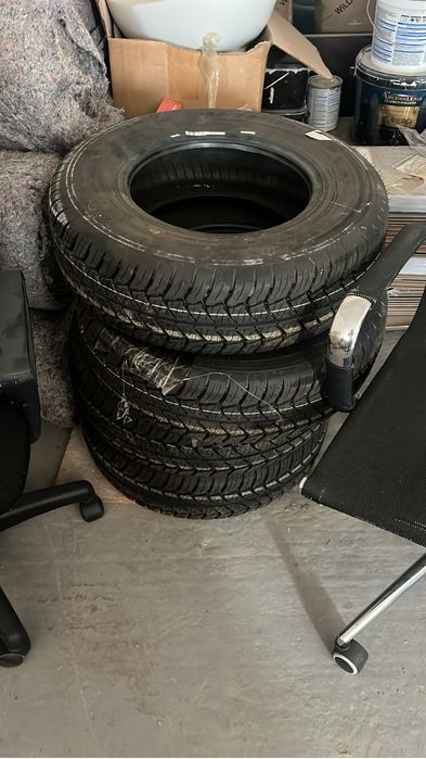 Резина новая комплект 185 /75 r13