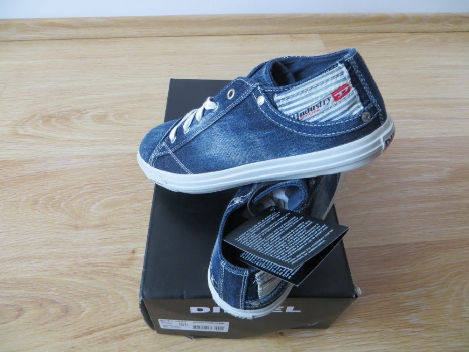 Чисто нови,оригинални кецове Diesel-37 номер