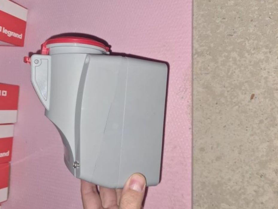 prize trifazica legrand