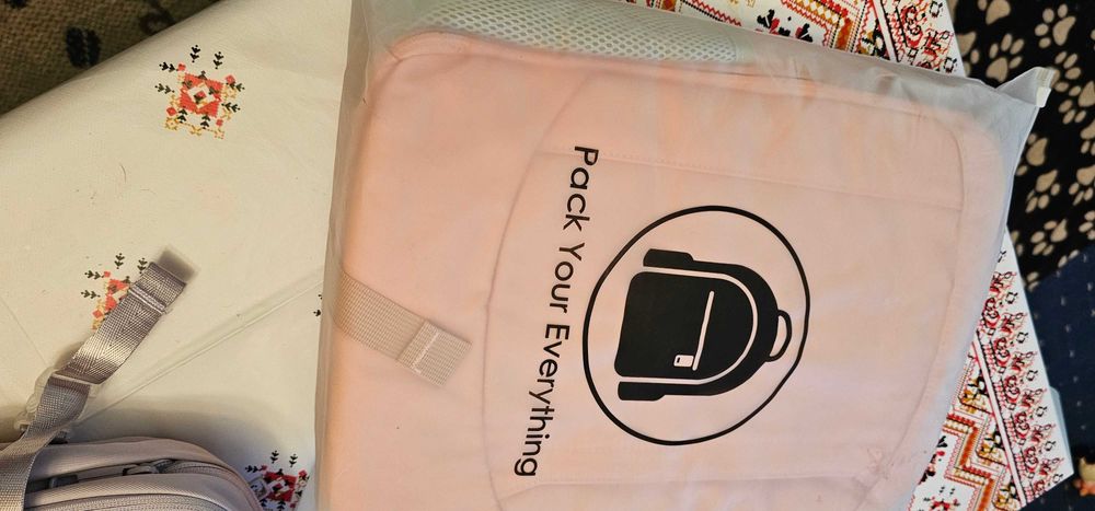 rucsac dama cala avion cu usb