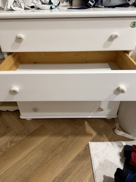 Продам комод деревянный