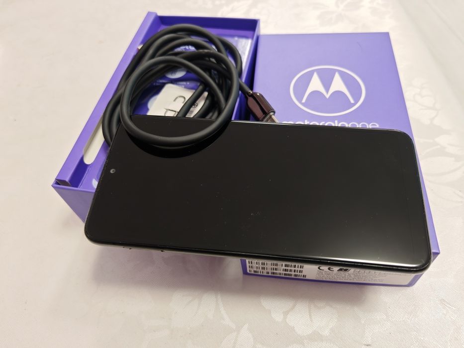 Motorola One Macro  4/64 GB - отличен!