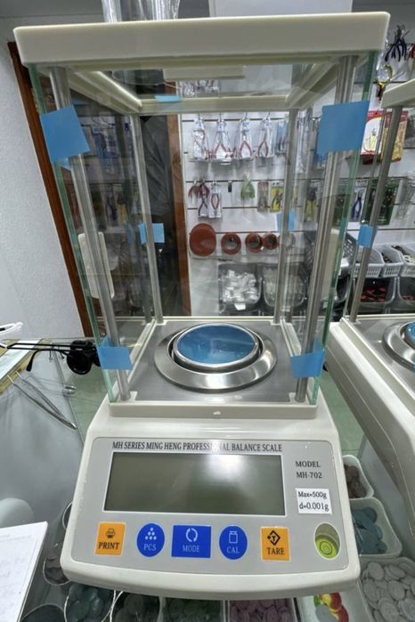 тарози лабараторный аналитик