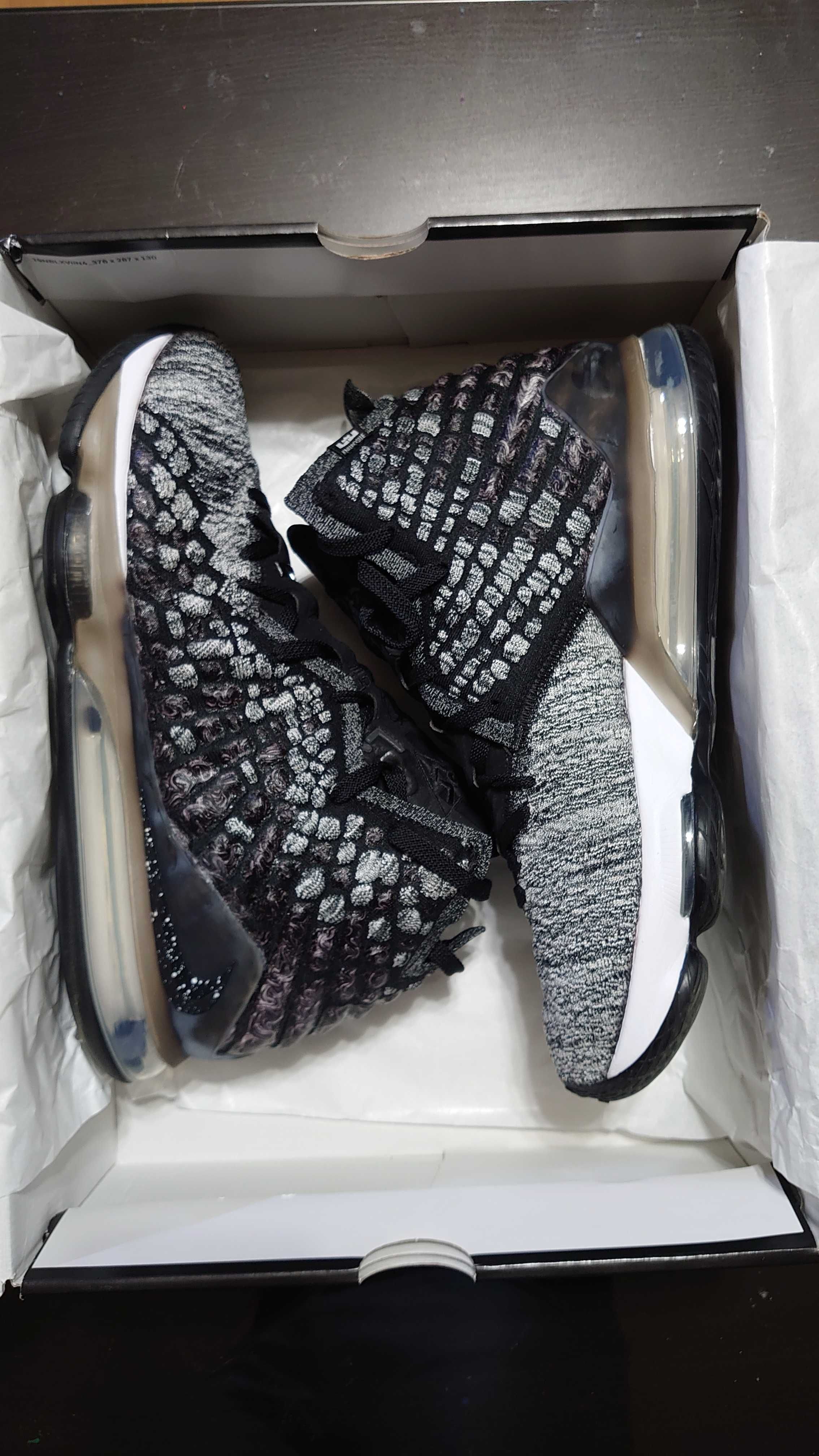 Nike LeBron Oreo SALE Discount