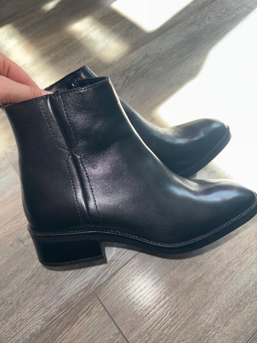 Ghete din piele mărimea 37