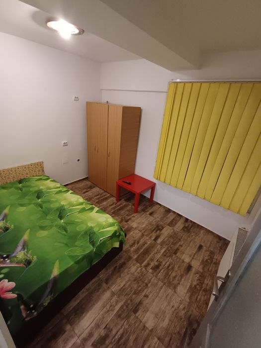 Închiriez garsoniera sector 5