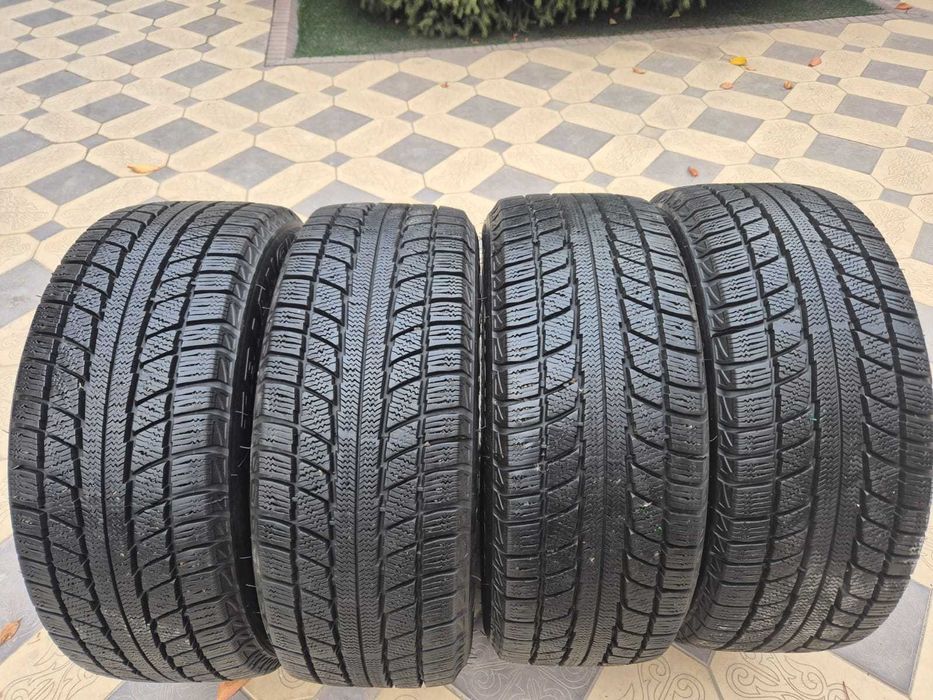 Комплект зимних шин  б/у