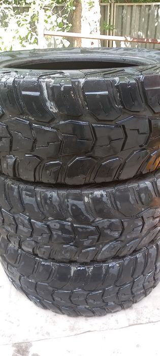 Продам шины 37/13.5/R22