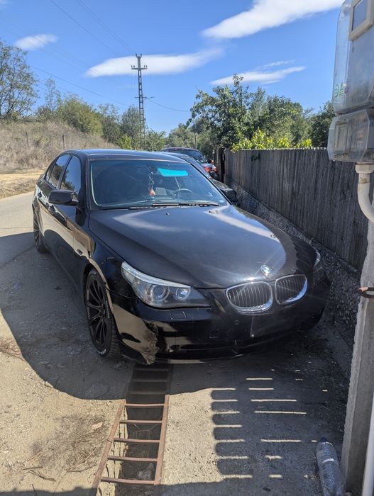 De vânzare BMW E60 manual 525