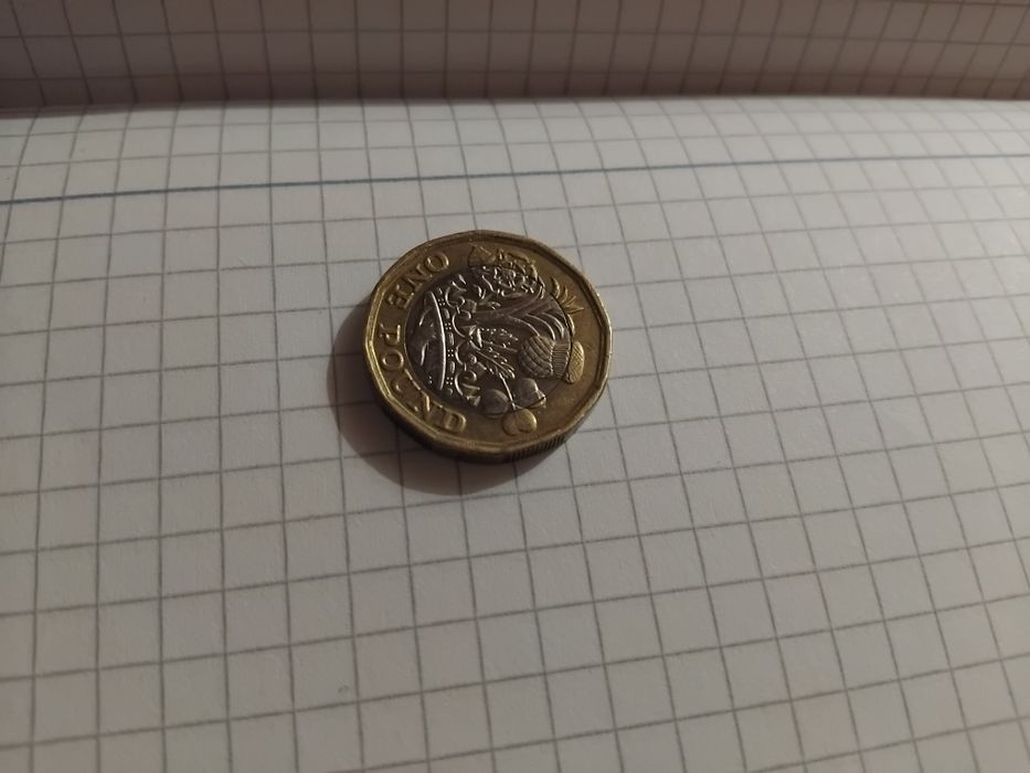Moneda cu redina Elisabeta din anul 2017 in stare buna