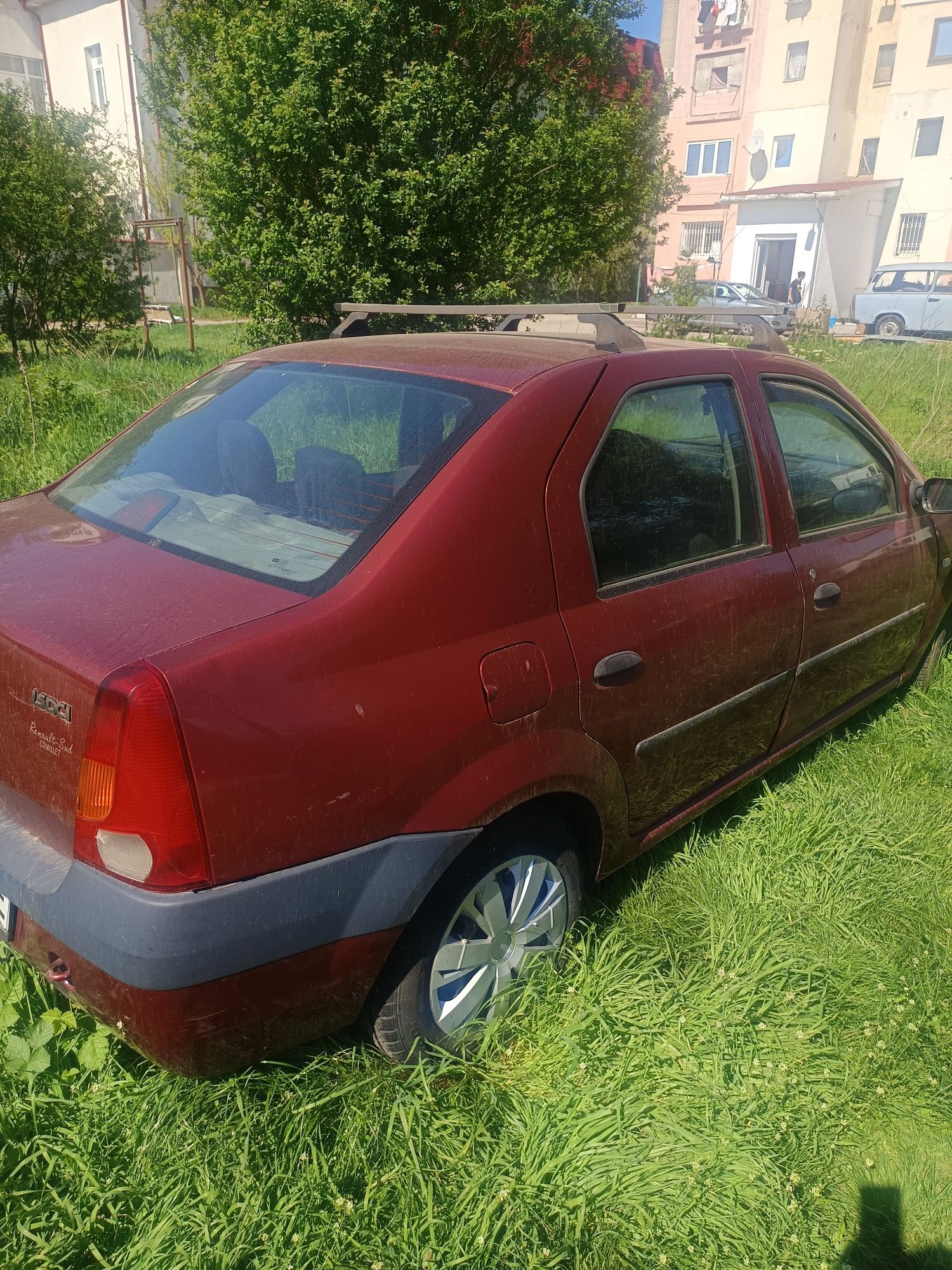 Dezmembrez Dacia Logan 1.5 diesel