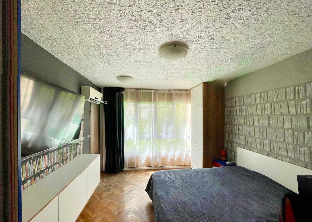 Продава се Тристаен апартамент в София, Люлин 8 - 80 кв.м за 2875 €/кв.м - Снимка #1
