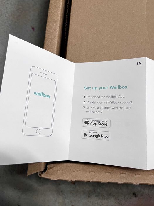 Stație de încarcare autovehicule electrice Wallbox Pulsar Plus