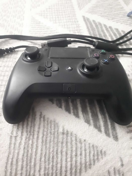 Controller RAZER Raiju Tournament Edition pentru Playstation 4