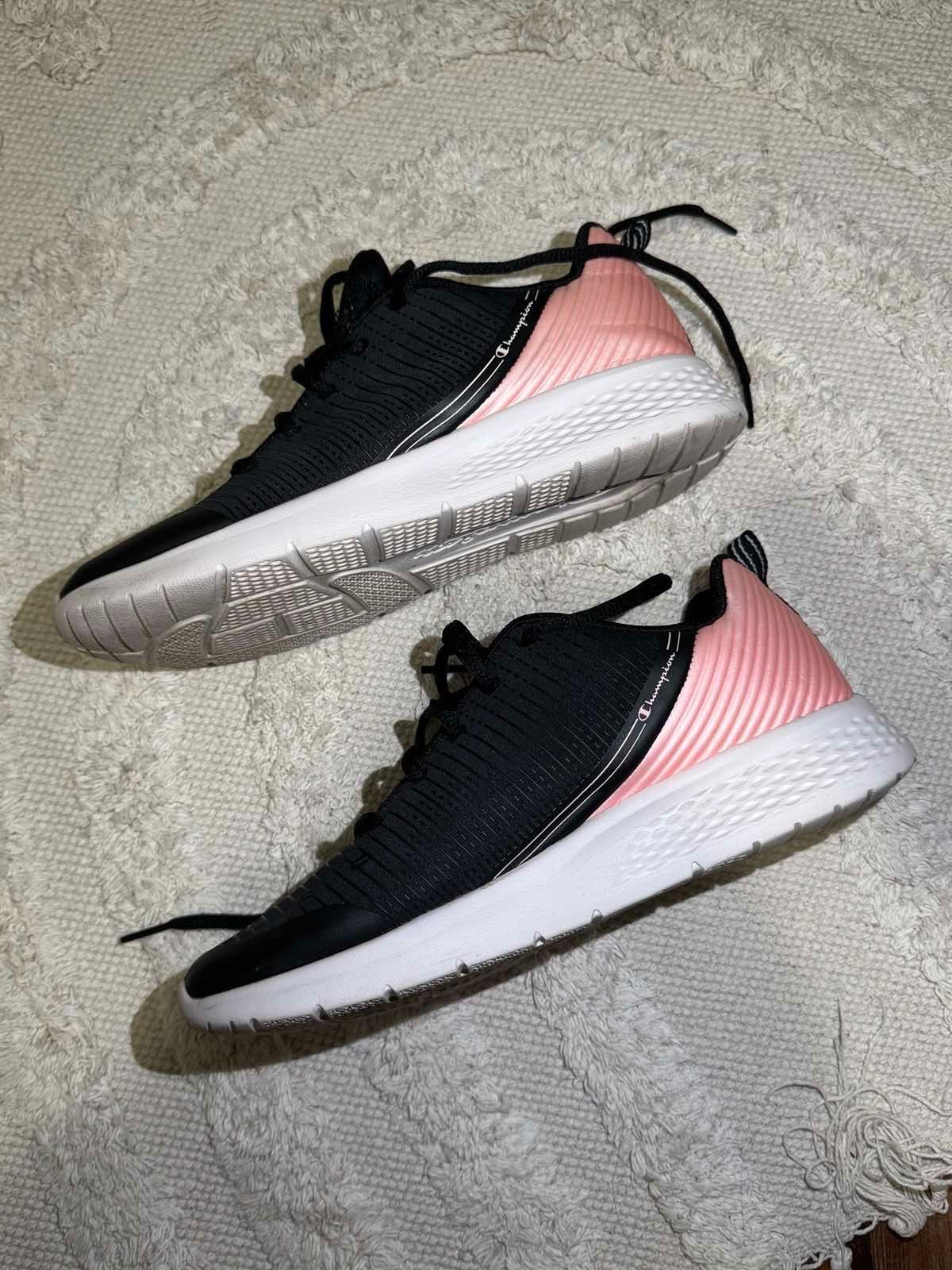Оригинални спортни обувки Champion