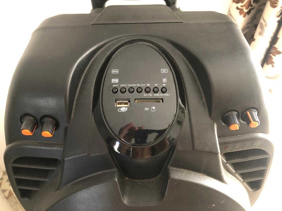 Boxa portabila Akai SS023A-X10, Negru