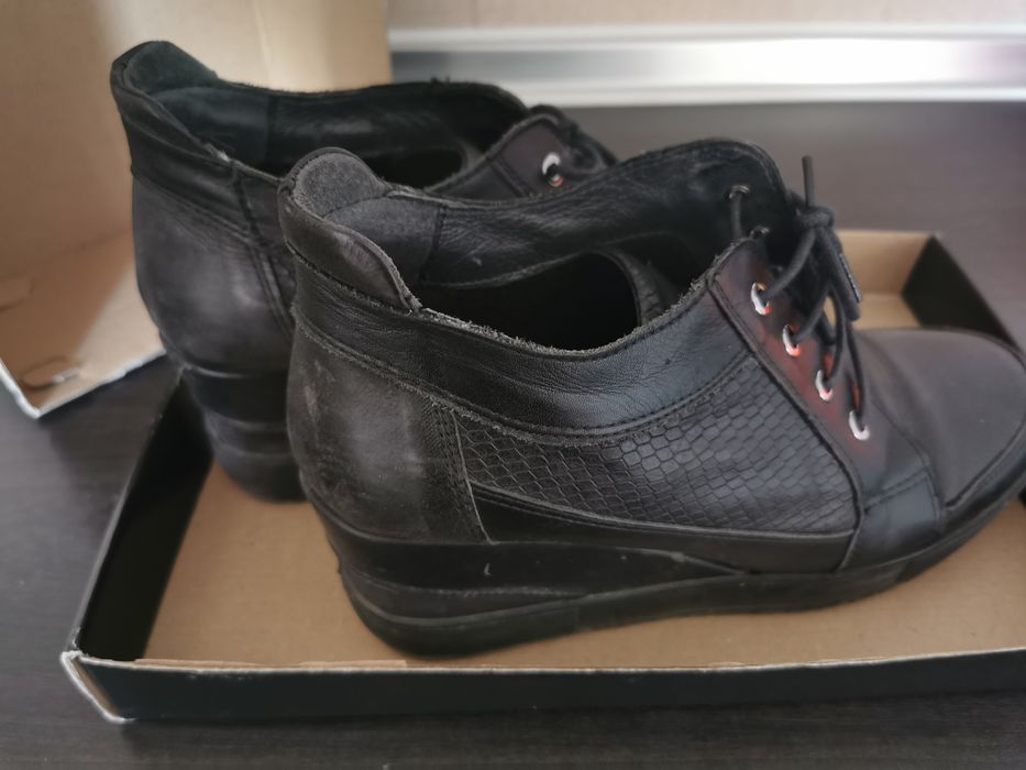 Обувки, естествена кожа