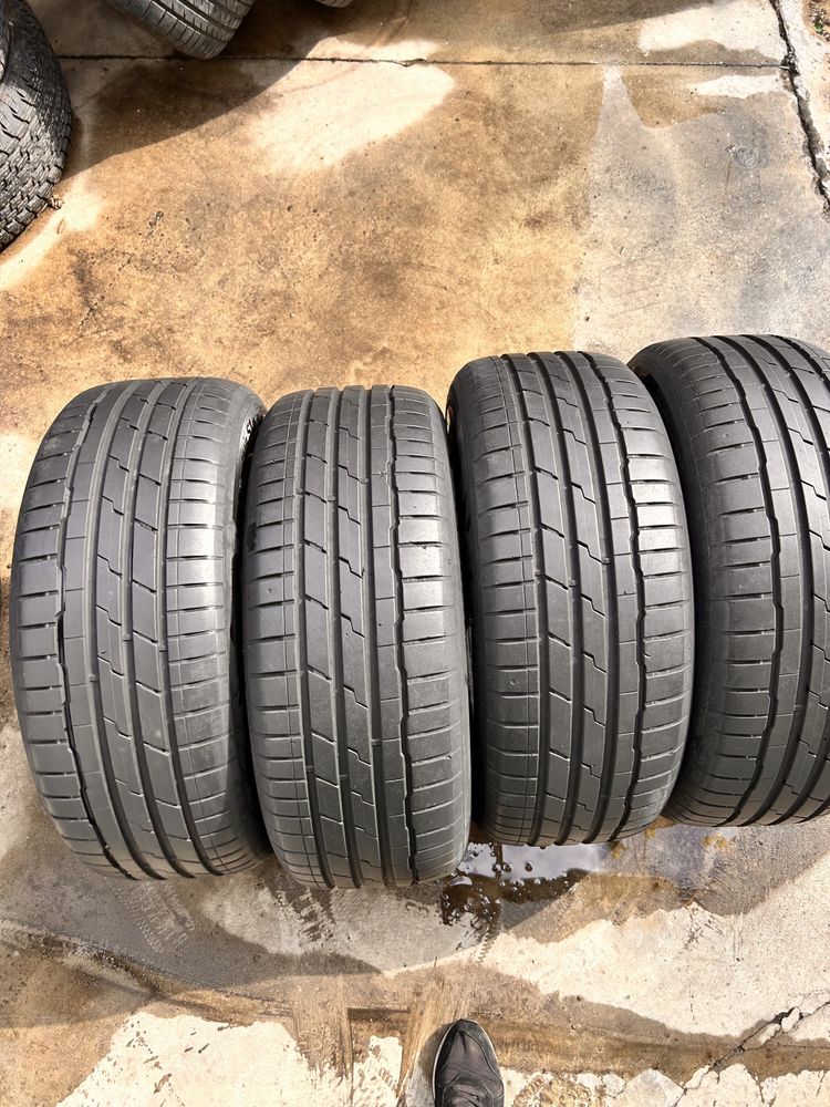 225/55/17 Hankook
