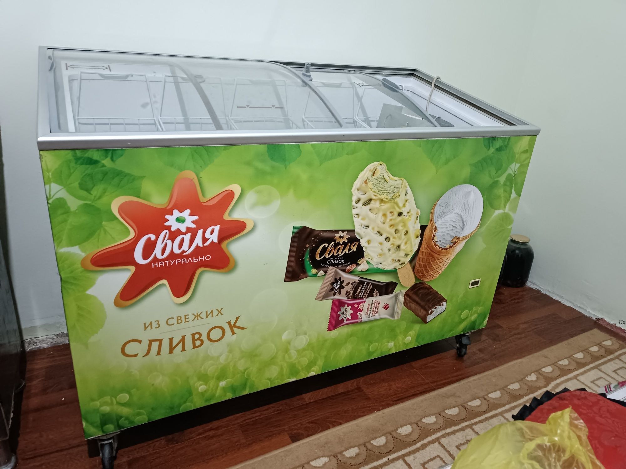 Холодильник срочно продается б/у