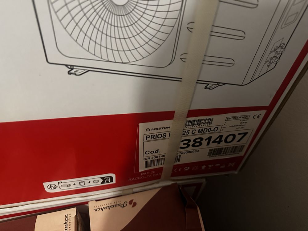Aer conditionat Ariston 9000