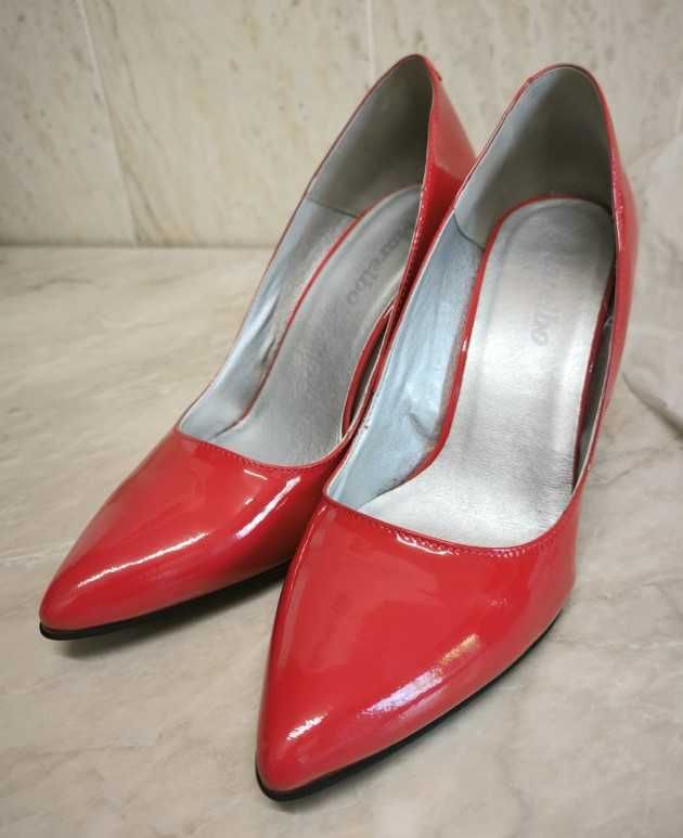 Vand Pantofi eleganti dama Marelbo lac rosu/piele EUR 40