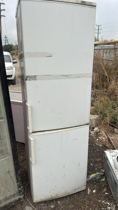 Холодильники разные