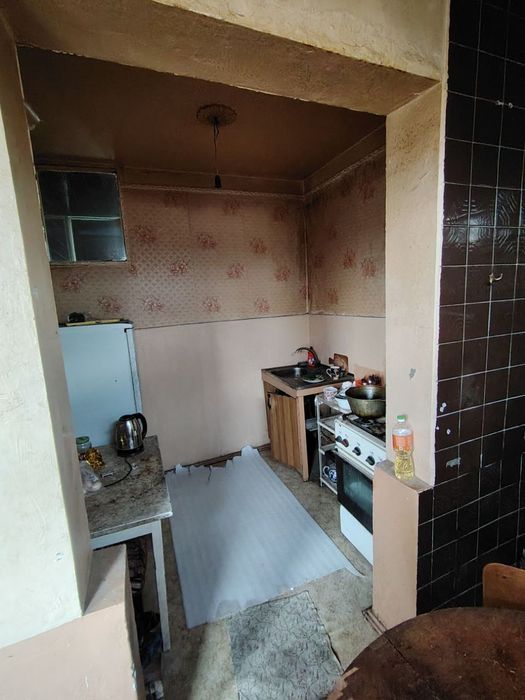 Срочно продаётся квартира 2/4/4 кадышева