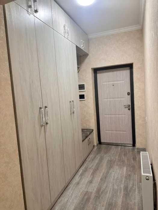 2/3/9 Олмазорда Евро квартира Сотилади Беруний метро якин/Кадастр бор