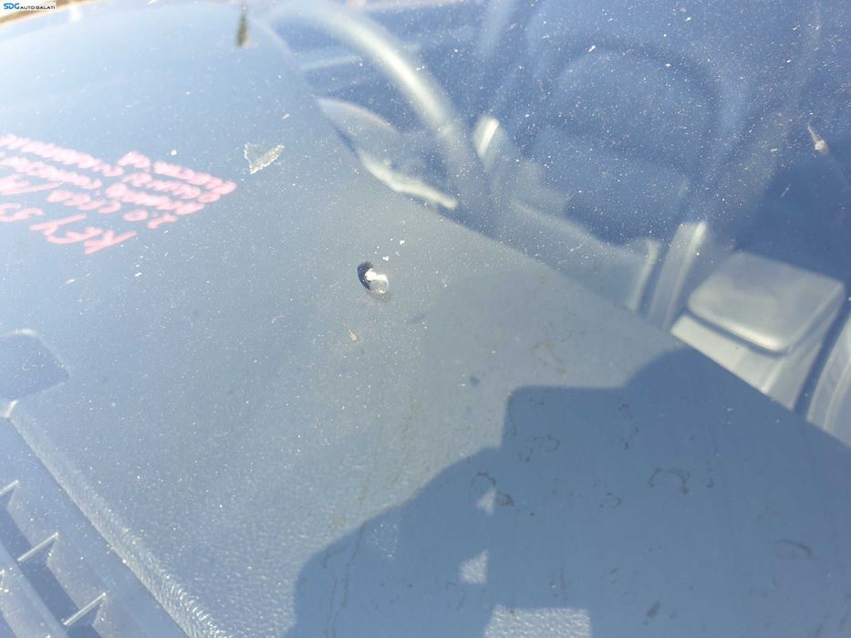 Parbriz Geam Sticla cu Senzori Ploaie Lumini cu Imperfectiuni Skoda Superb 2 Break Combi 2008 - 2015 [K0056]