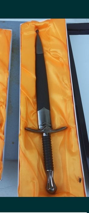 Pumnal panoplie,otel Toledo,stil medieval