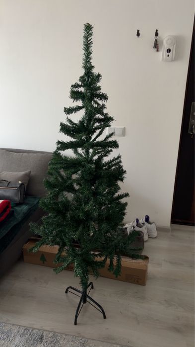 Brad artificial nou nout 150 cm