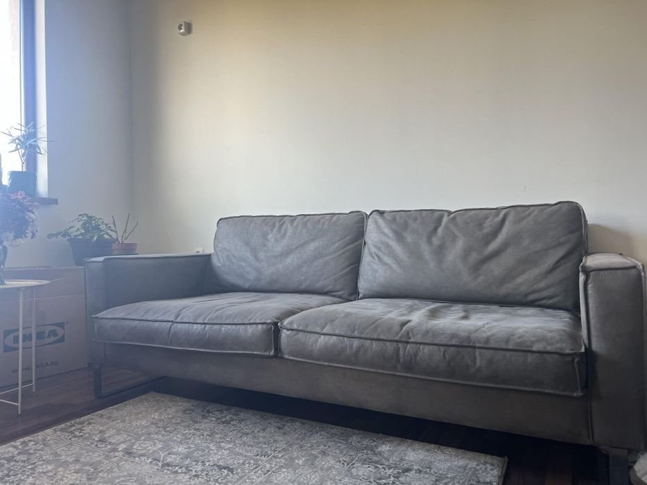 Двуместен диван еко кожа