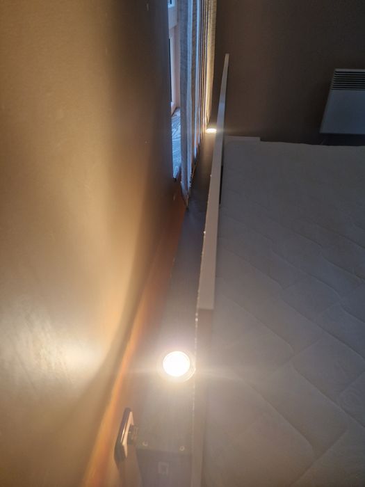 Продавам Спален комплект + матрак и секция