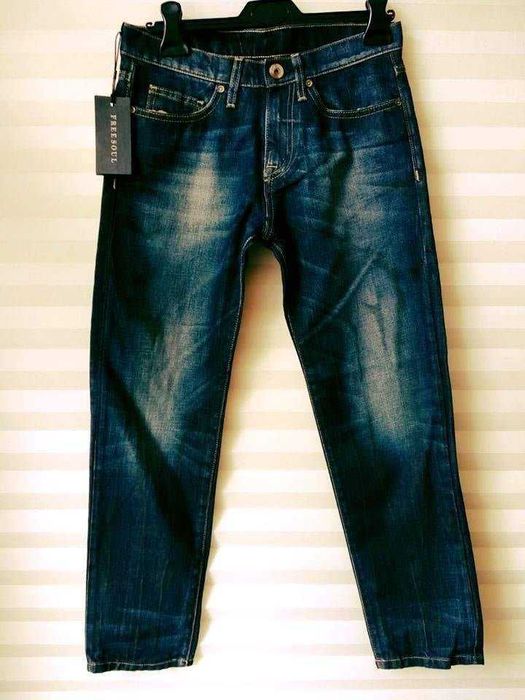 Новые женские джинсы итальянского бренда FREESOUL.