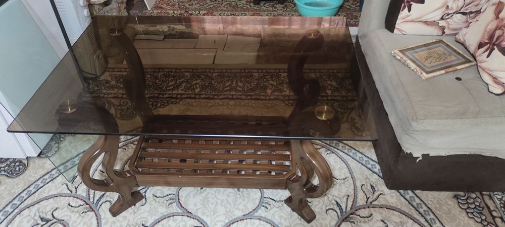 Журнальный столик