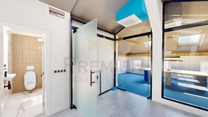 Дава се под наем Офис в Варна, Гръцка махала - 190 кв.м за 750 € - Снимка #2