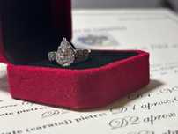 Inel ( logodnă ) din aur alb 18k cu diamante (1,64 ct total)