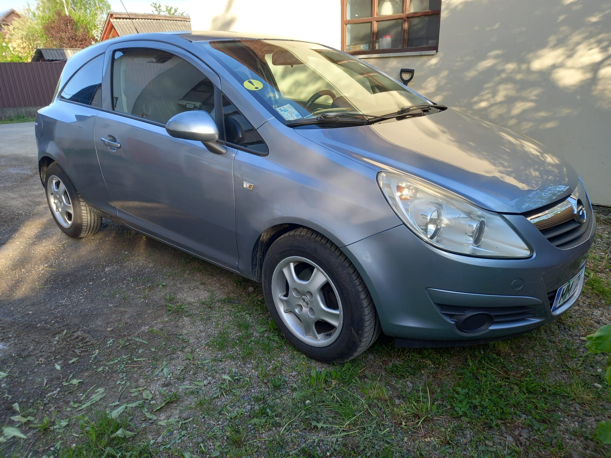 Opel corsa an 2008