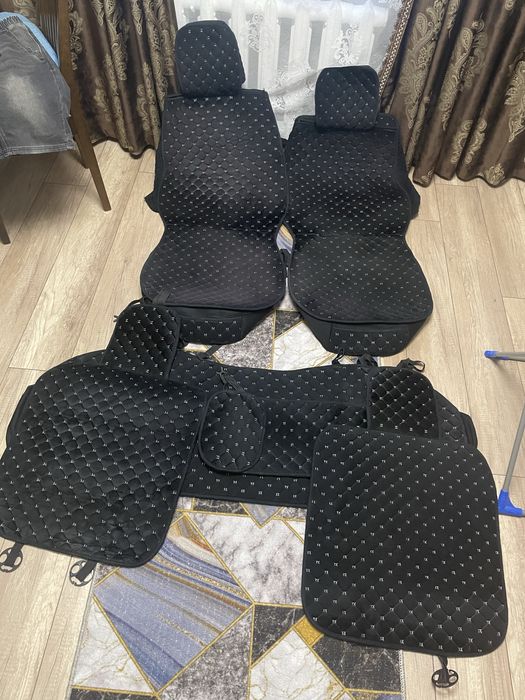 Продам авточехлы