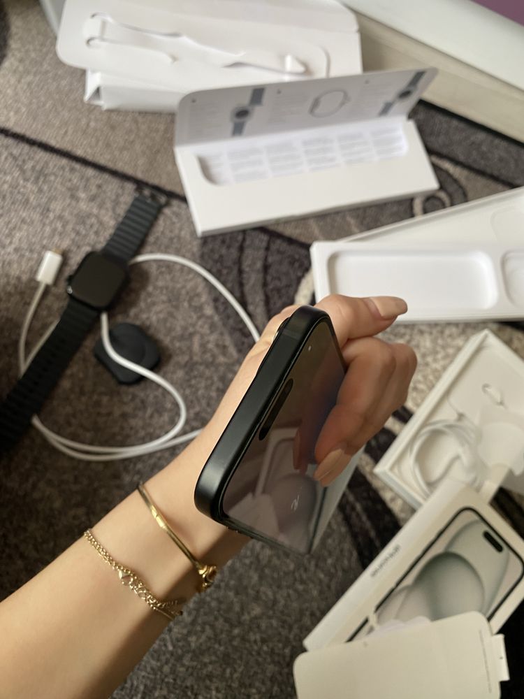 Iphone 15/ 128GB , 100% battery helath