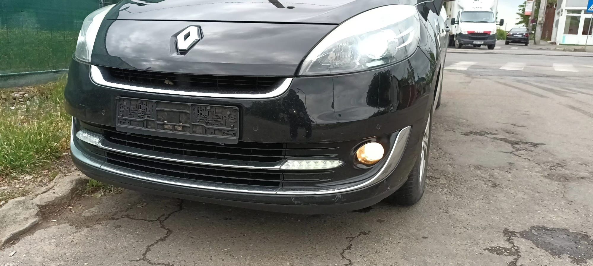 Bară față completă renault grand scenic 2012