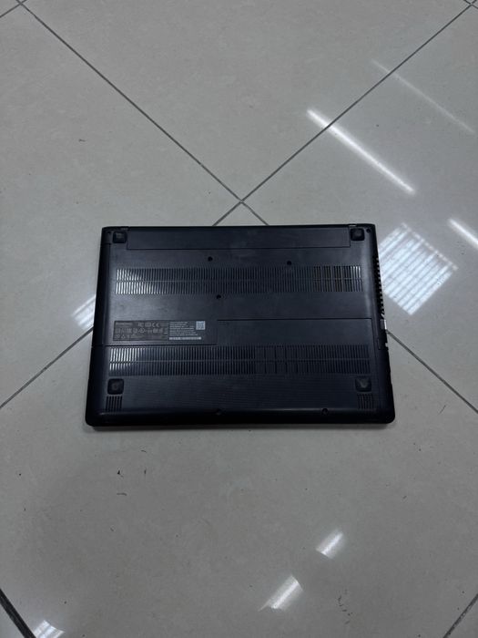 Лаптоп LENOVO Ideapad 300-14IBR за части или реставрация
