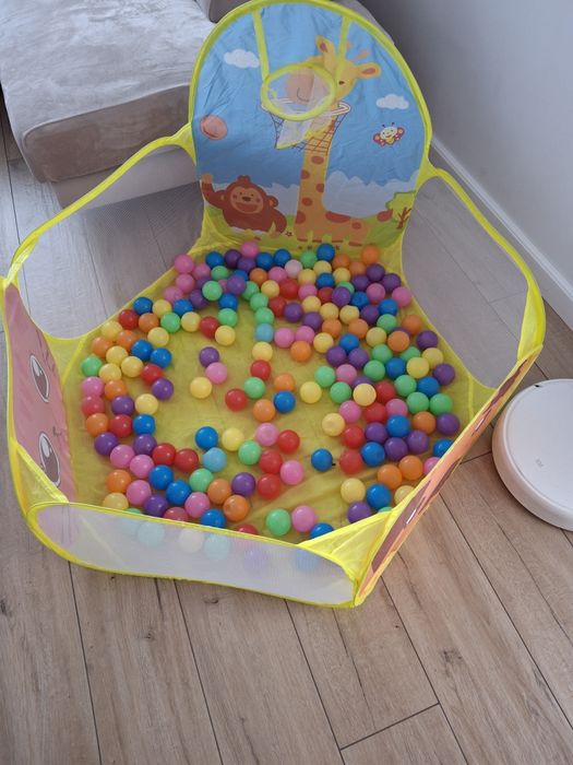 Țarc / piscina cu bile pt bebelusi