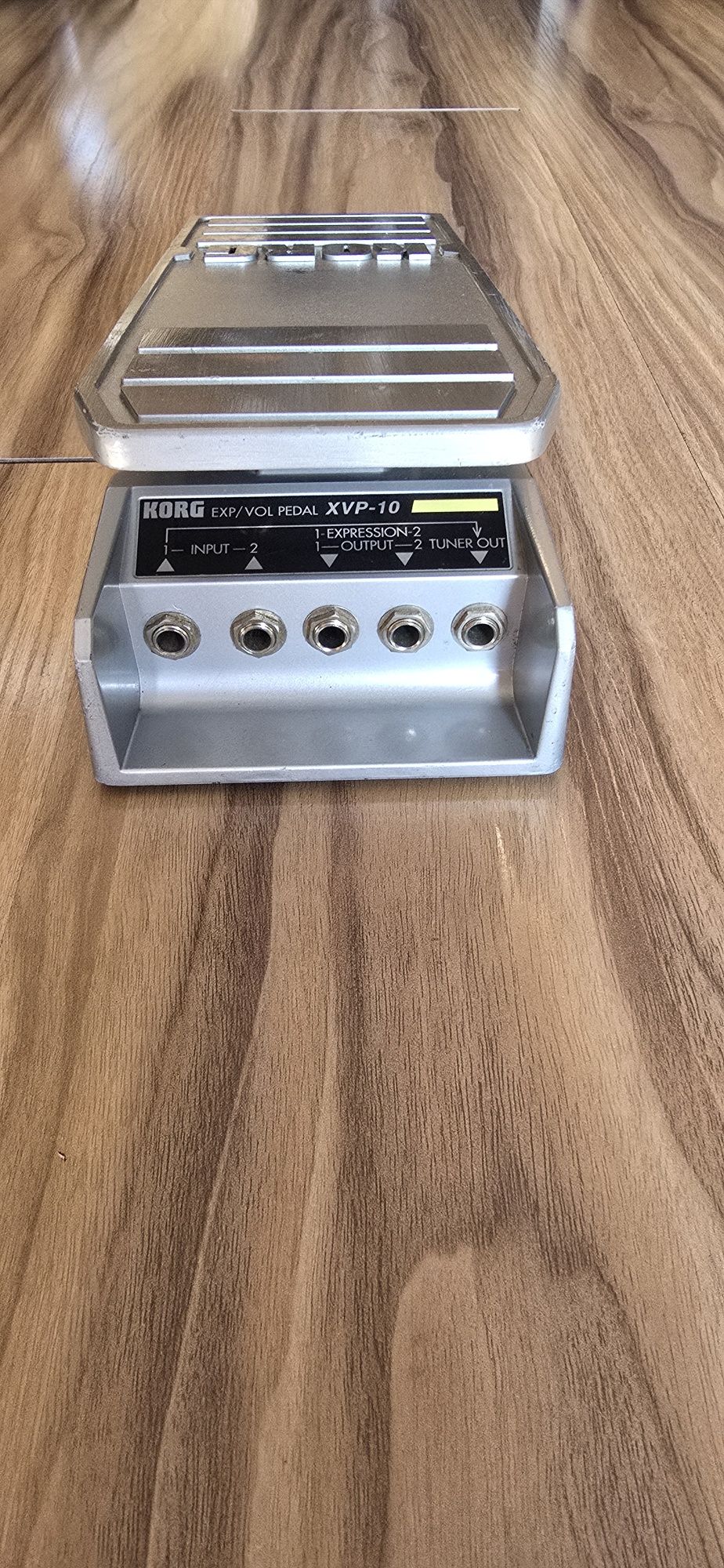 Продавам педал Korg XVP10
