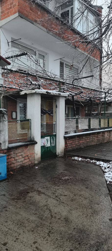 Продава се Етаж от къща в Ямбол, Аврен - 86 кв.м за 1138 €/кв.м - Снимка #1