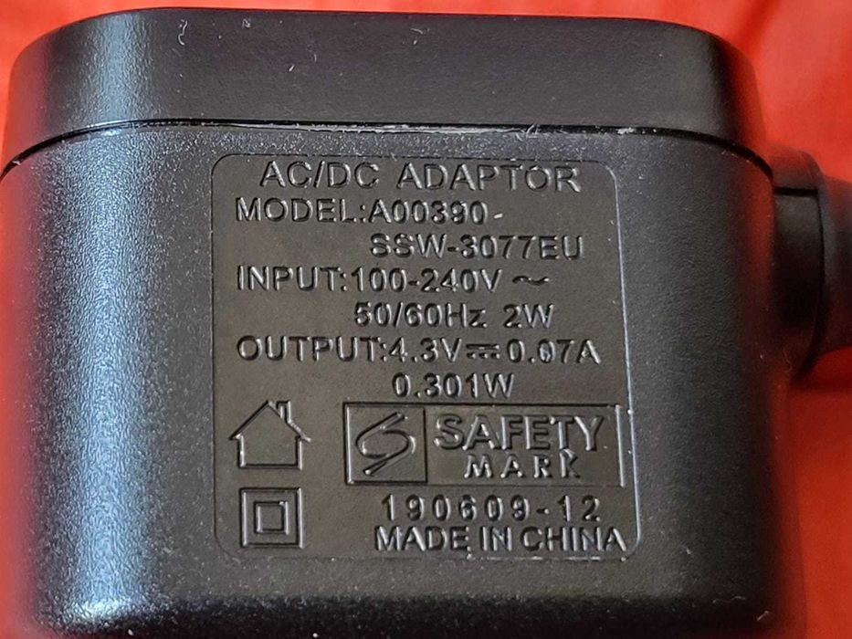 Philips OneBlade A00390 Incarcator 4,3V-0.07A fuctional