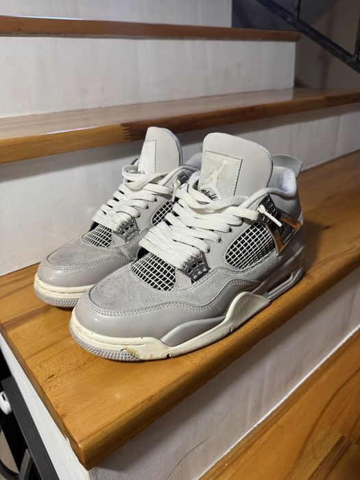 Jordan 4 Frozen Moments