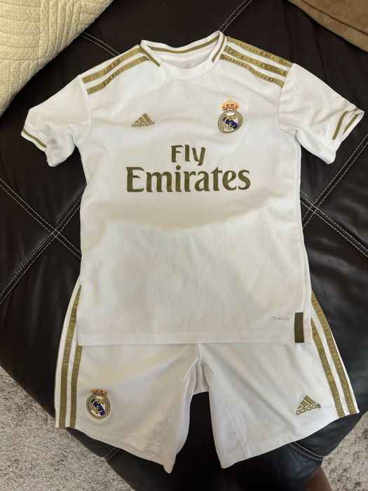 Adidas футболки шорты