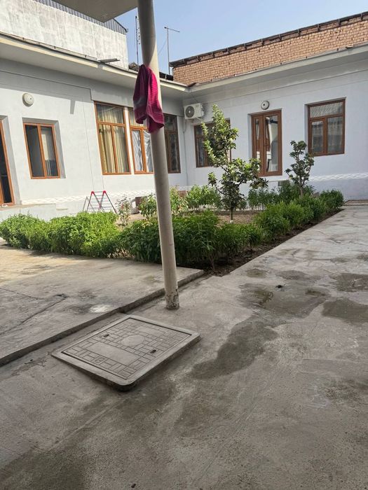 Uy sotiladi fayizli xovli tinchlik maxalla